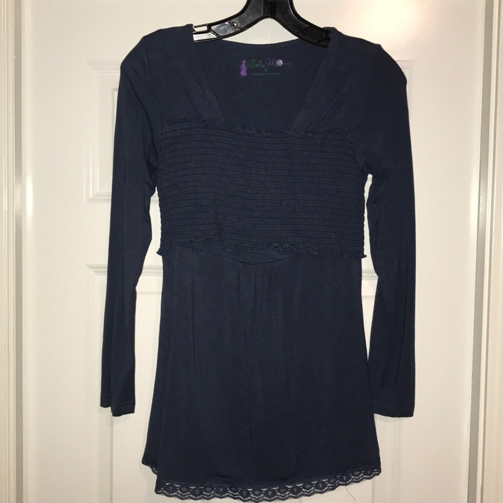 Maternity/nursing shirt size S